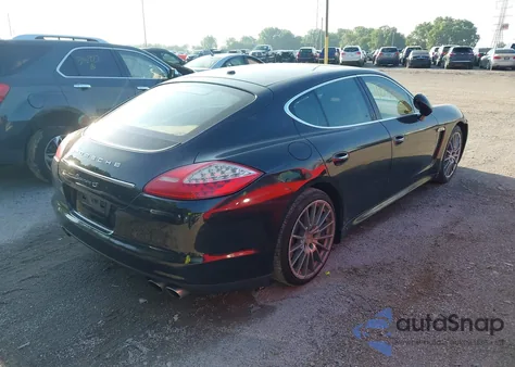2013 Porsche Panamera S из США, поврежденный, VIN WP0AB2A7XDL060670